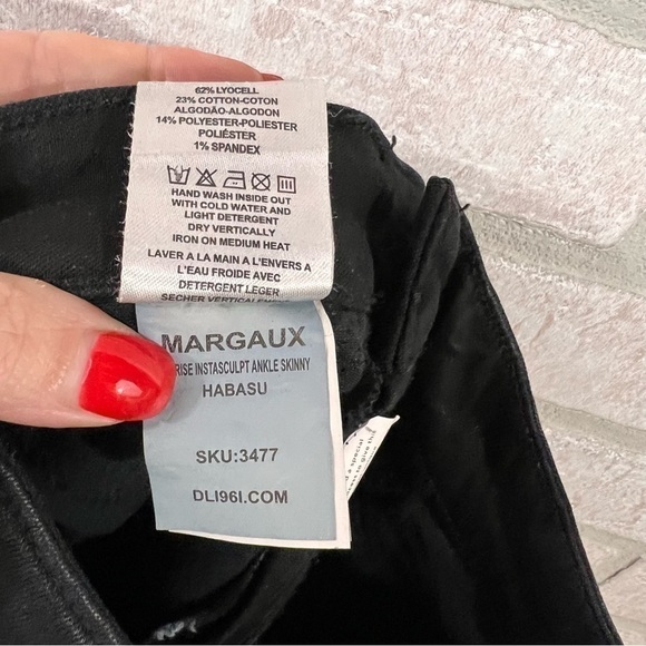 DL1961 Margaux Midrise Instascuplt Ankle Coated Skinny Jeans in Habasu Black 24 - Picture 12 of 12